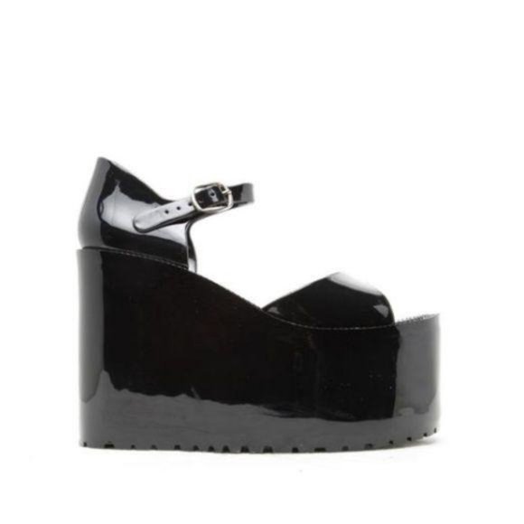 Platform Ankle Strap Jelly Sandals - Picture 3 of 6